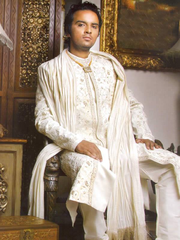 Mens Sherwani manufacturers,exporters of Indian Pakistani Wedding Sherwani, Mens Sherwani suppliers,