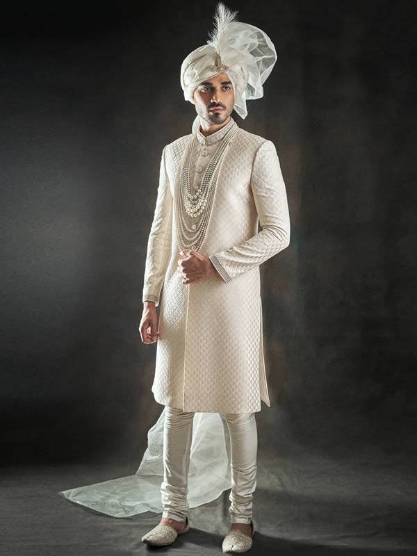 Graceful Mens Sherwani in Jamawar Bridgeview Illinois Sherwani for Friends Wedding