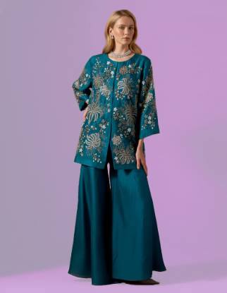 Teal organza jacket with sharara is suitable for Pakistani formal dresses UK, formal dresses for charity galas, formal dresses for award ceremonies, formal dresses for corporate dinners, Pakistani formal dresses Australia, Pakistani formal dresses Canada, Pakistani formal dresses Norway.